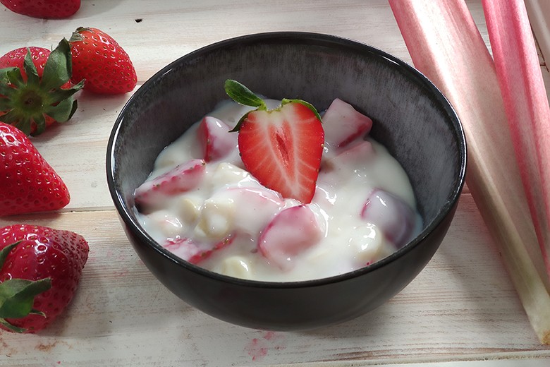 Erdbeer-Rhabarber-Suppe
