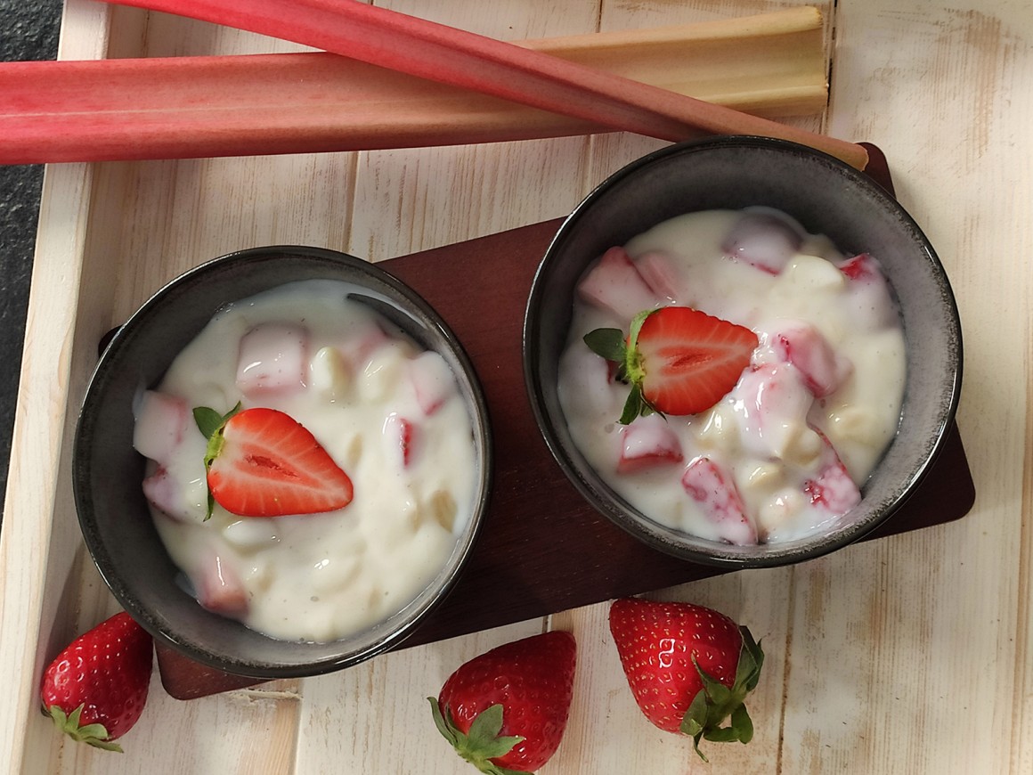 Erdbeer-Rhabarber-Suppe