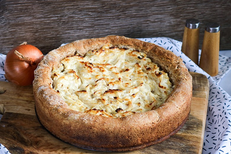 Zwiebelkuchen mit Dinkelmehl