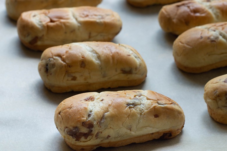 Schmalzbrötchen mit Rosinen