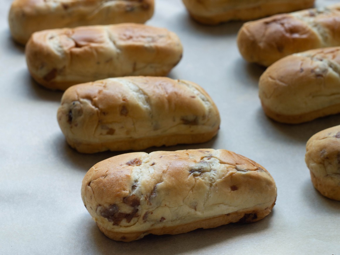 Schmalzbrötchen mit Rosinen