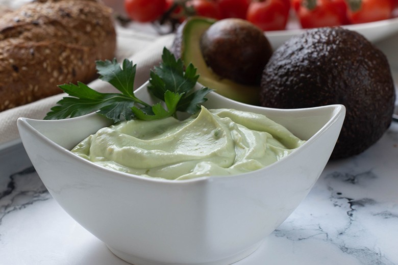 Avocadopaste mit Kichererbsen