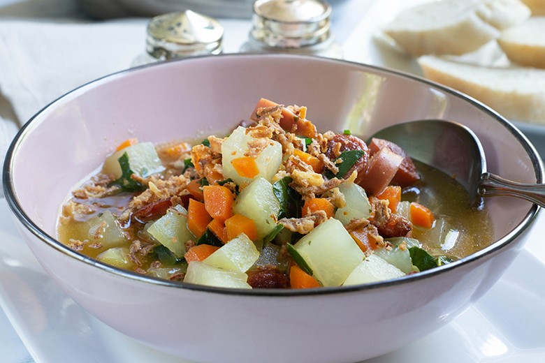 Kohlrabiblättersuppe