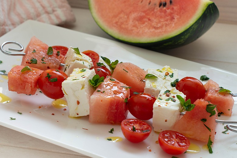 Salatspieße mit Melone und Feta