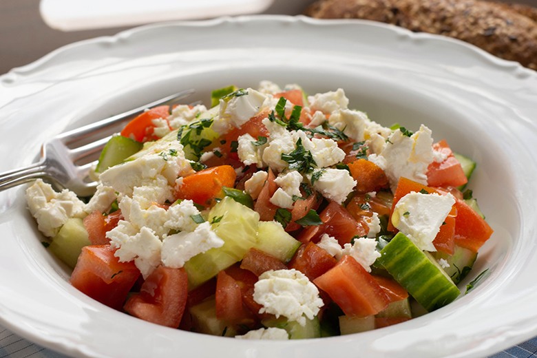 Tomaten-Gurken-Feta-Salat