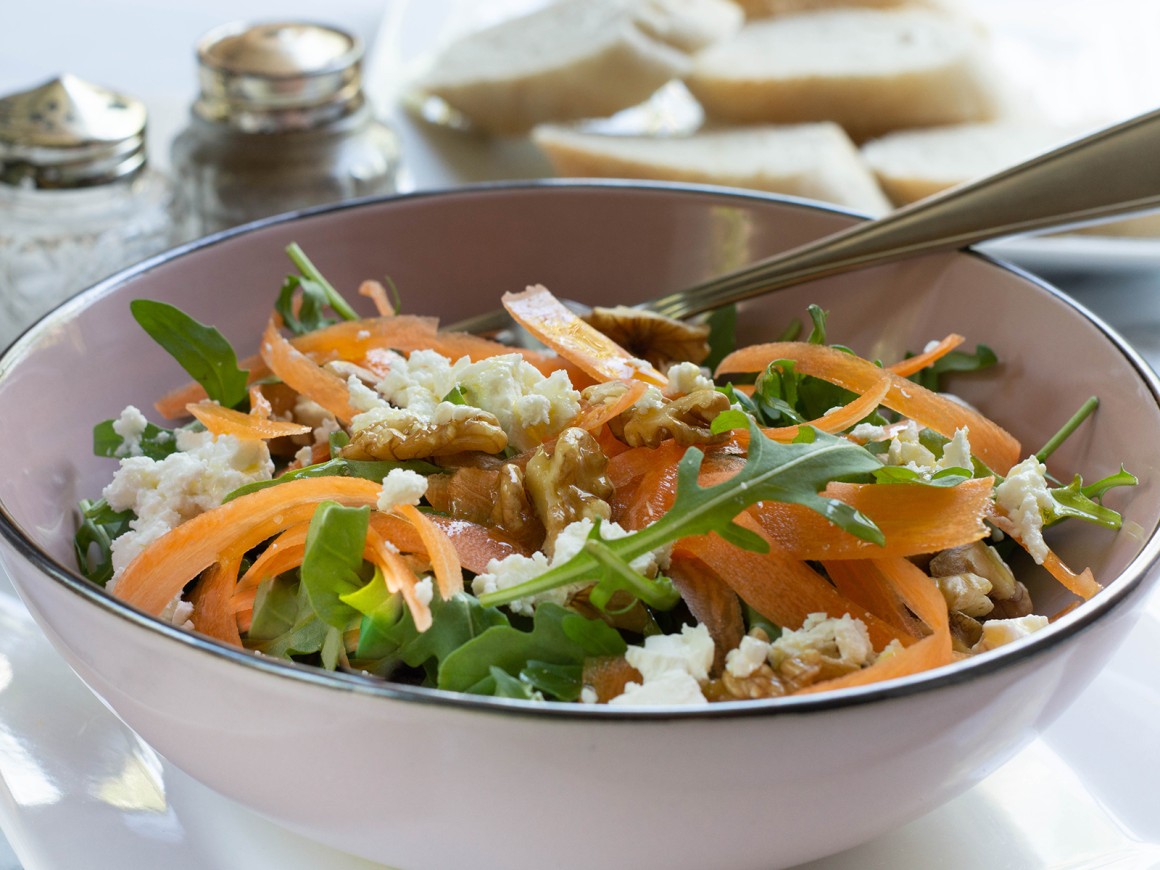 Möhren-Rucola-Salat - Rezept