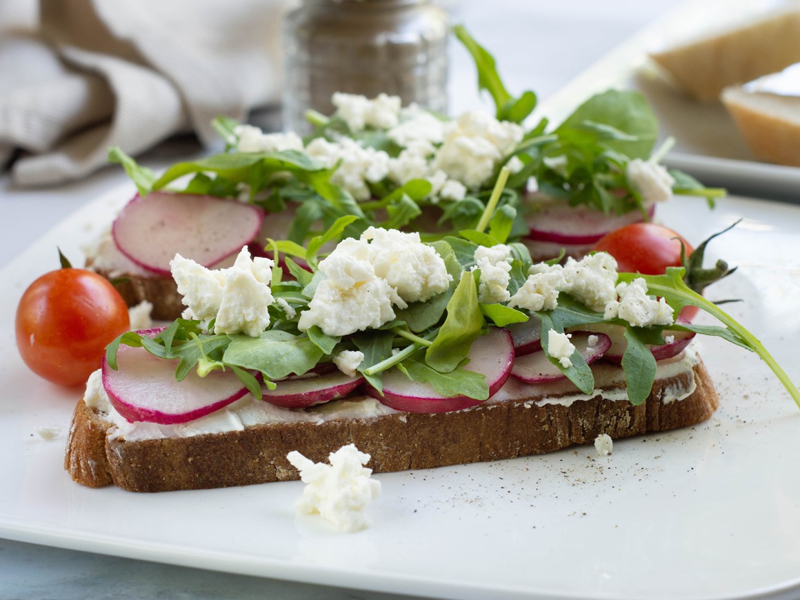 Rucola-Radieschen-Brote