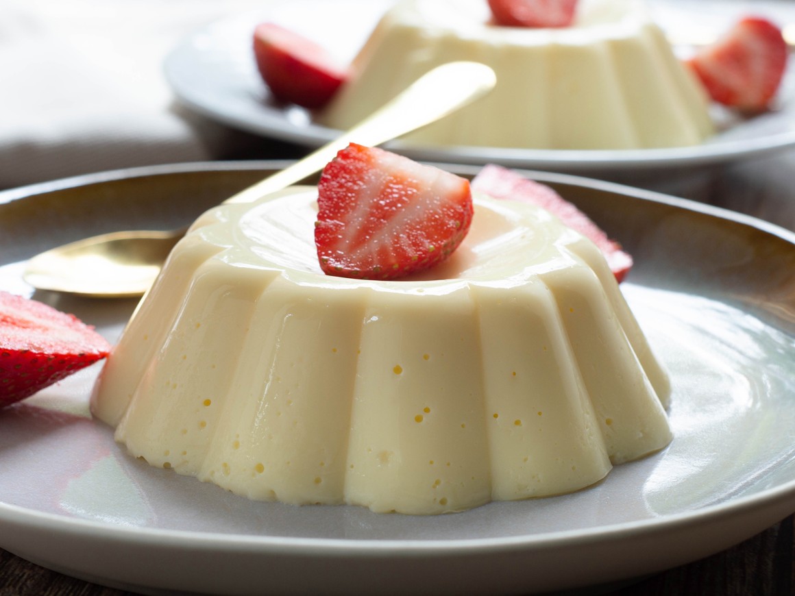 Vanillepudding mit Marzipan - Rezept
