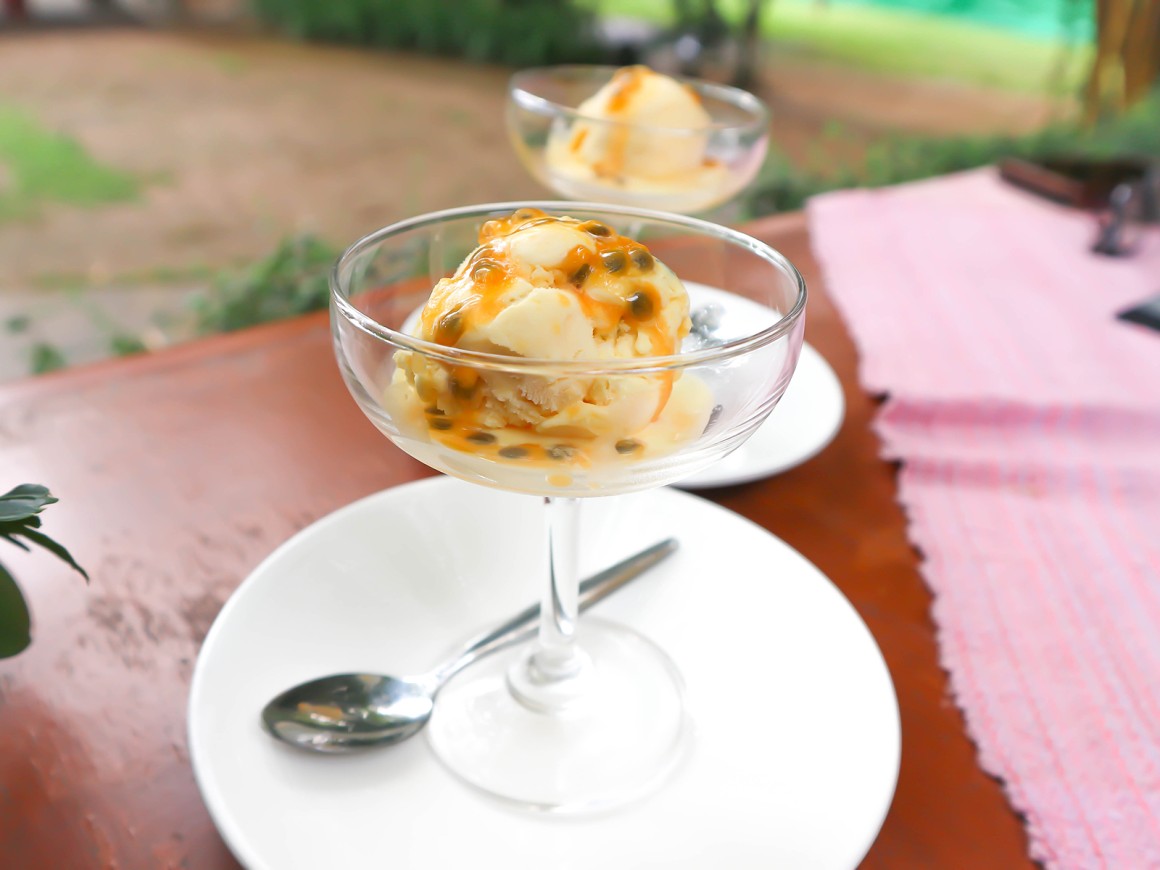 Kokos-Maracuja-Eis - Rezept