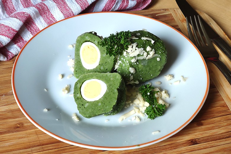 Gefüllte Spinatknödel
