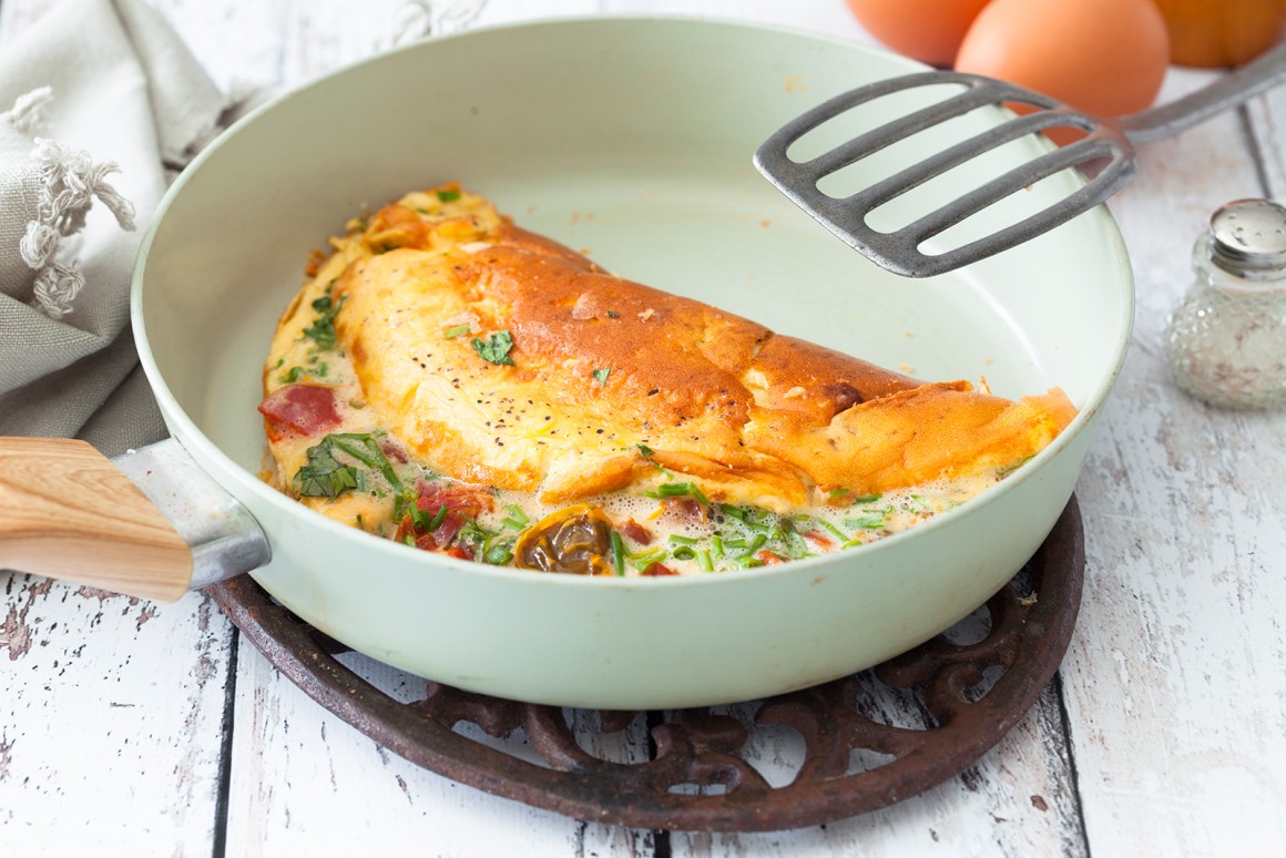 Kräuteromeletts mit Tomaten