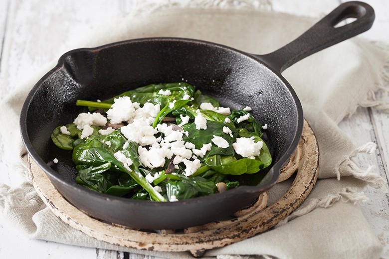 Babyspinat mit Feta