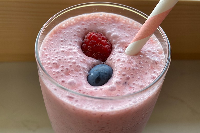 Milchshake mit Beeren