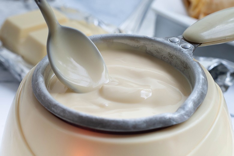 Weiße-Schokoladen-Sauce
