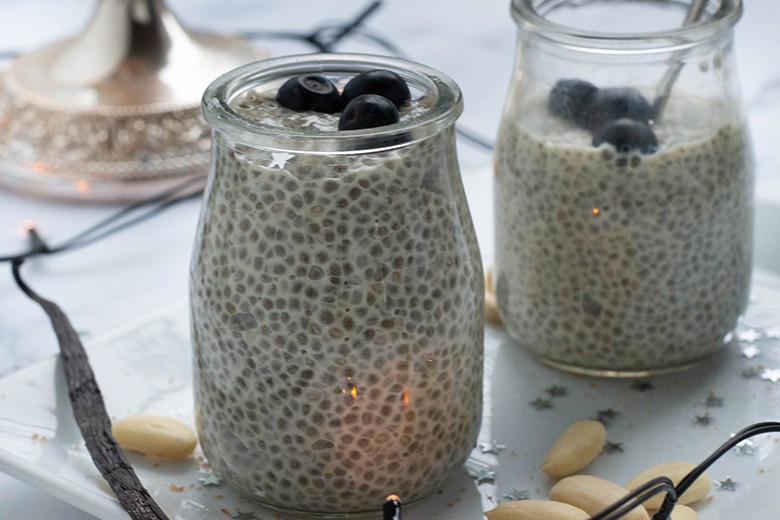 Weihnachtspudding mit Chia-Samen