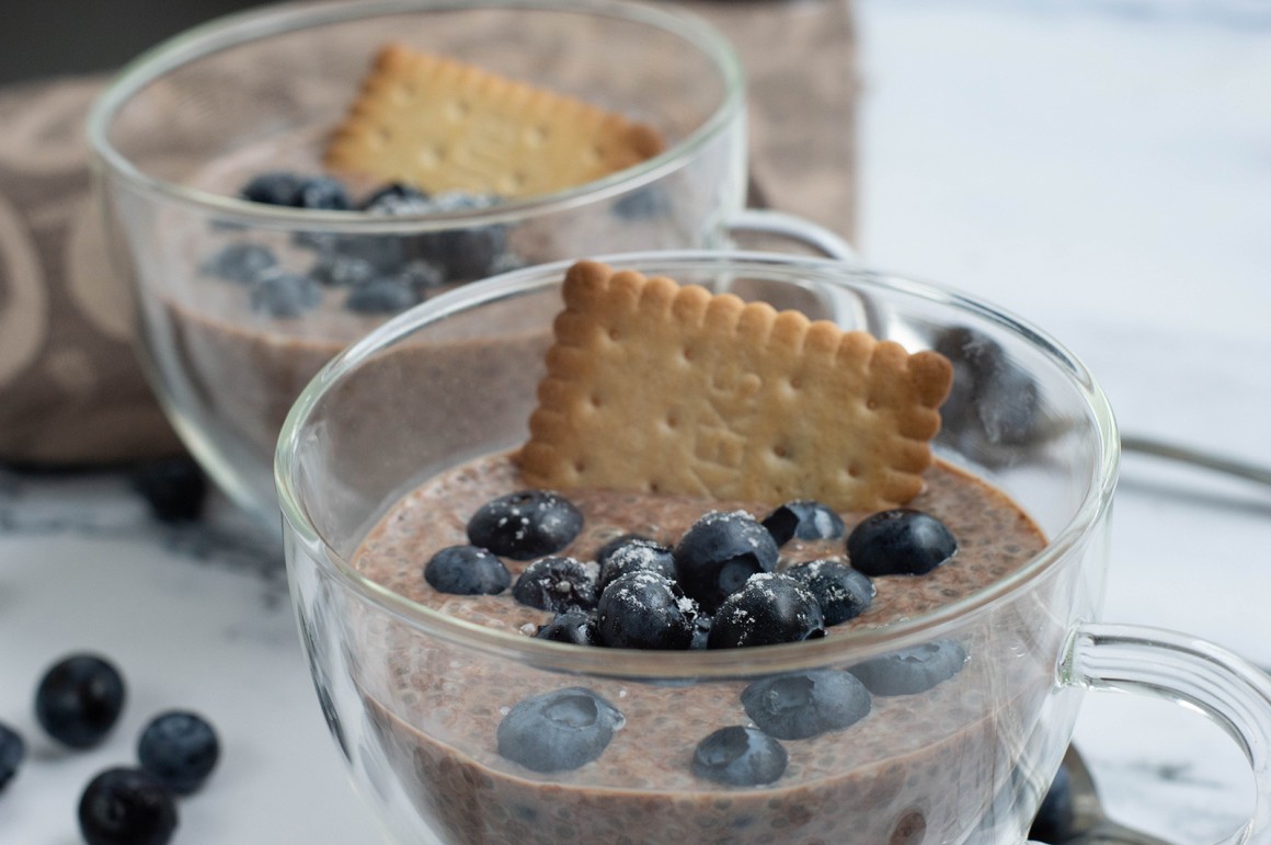 Schokocreme mit Beeren
