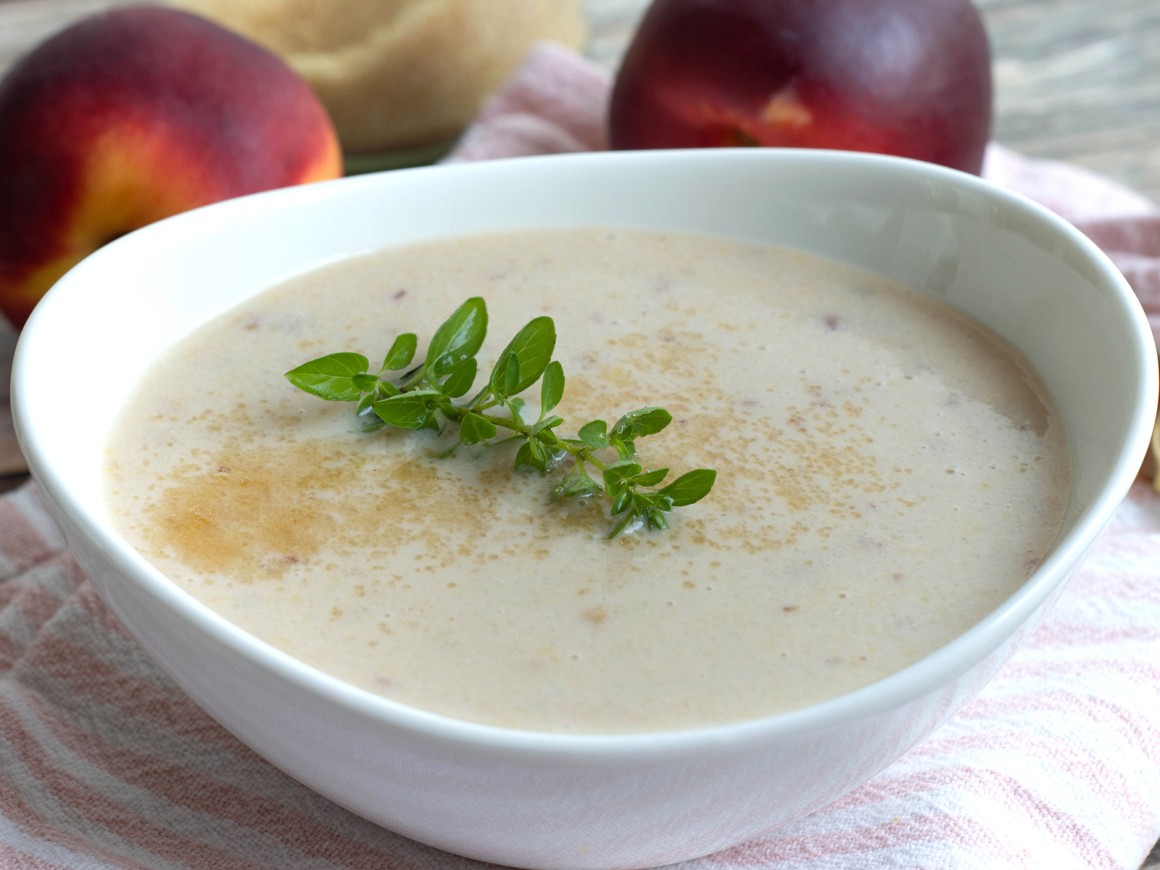 Dinkelgrießbrei mit Nektarine