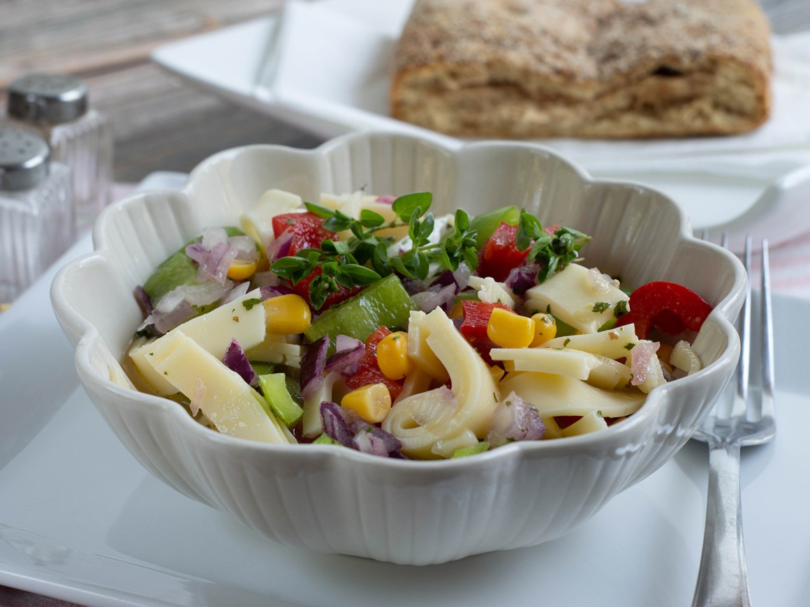 Ungarischer Käsesalat