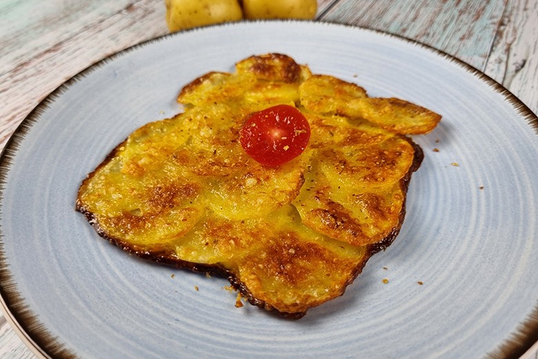 Überbackene Kartoffelscheiben