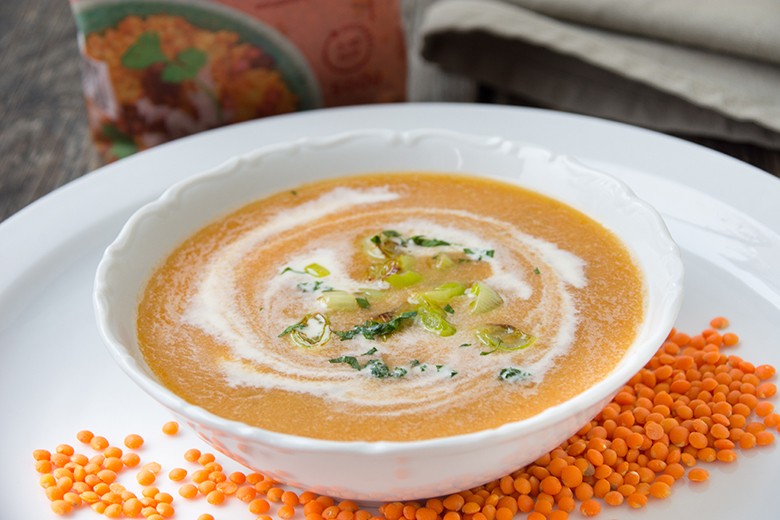 Linsensuppe mit Kokosmilch