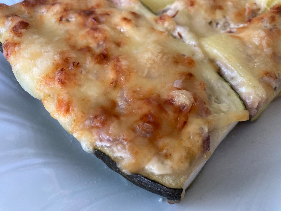 Überbackene Zucchini mit Crème fraîche