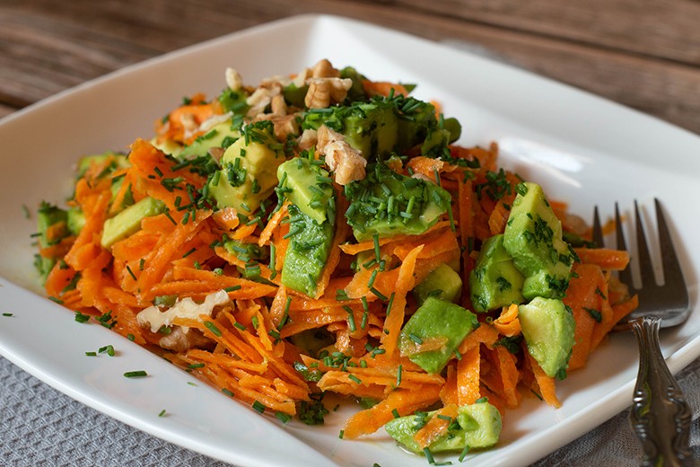 Karottensalat mit Avocado