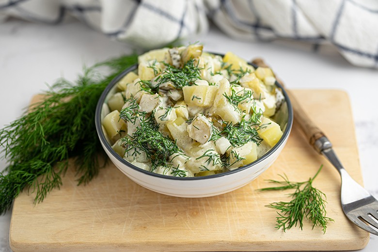 Norddeutscher und veganer Kartoffelsalat