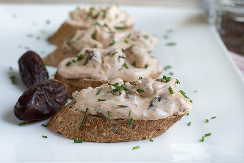 Datteln-Frischkäse-Aufstrich