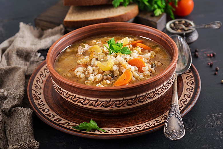 Omas Gerstensuppe