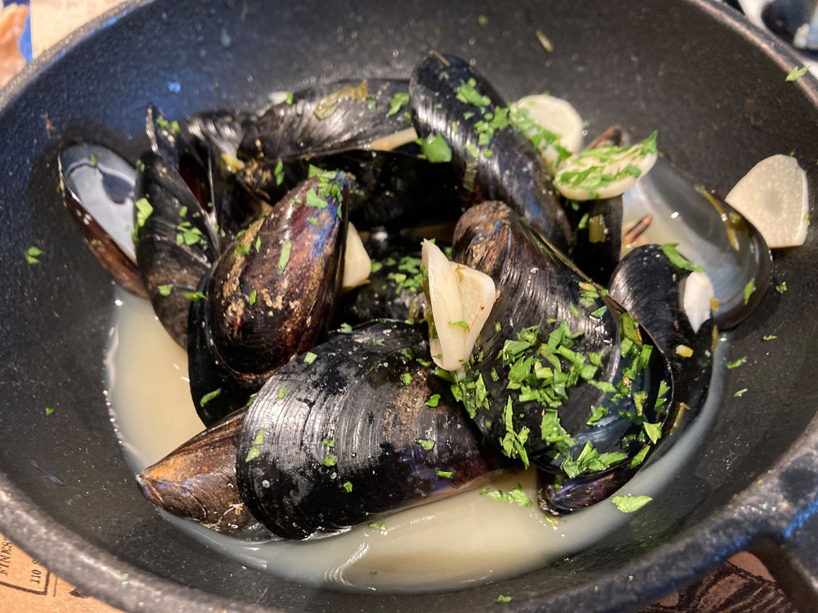 Miesmuschel in Knoblauchsauce