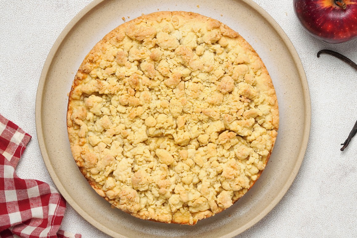 Krümelkuchen mit Apfelmus