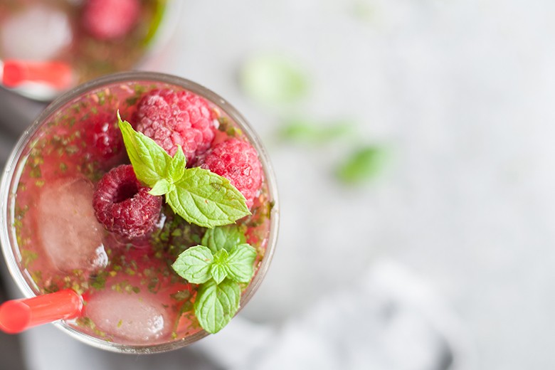 Himbeer-Caipirinha