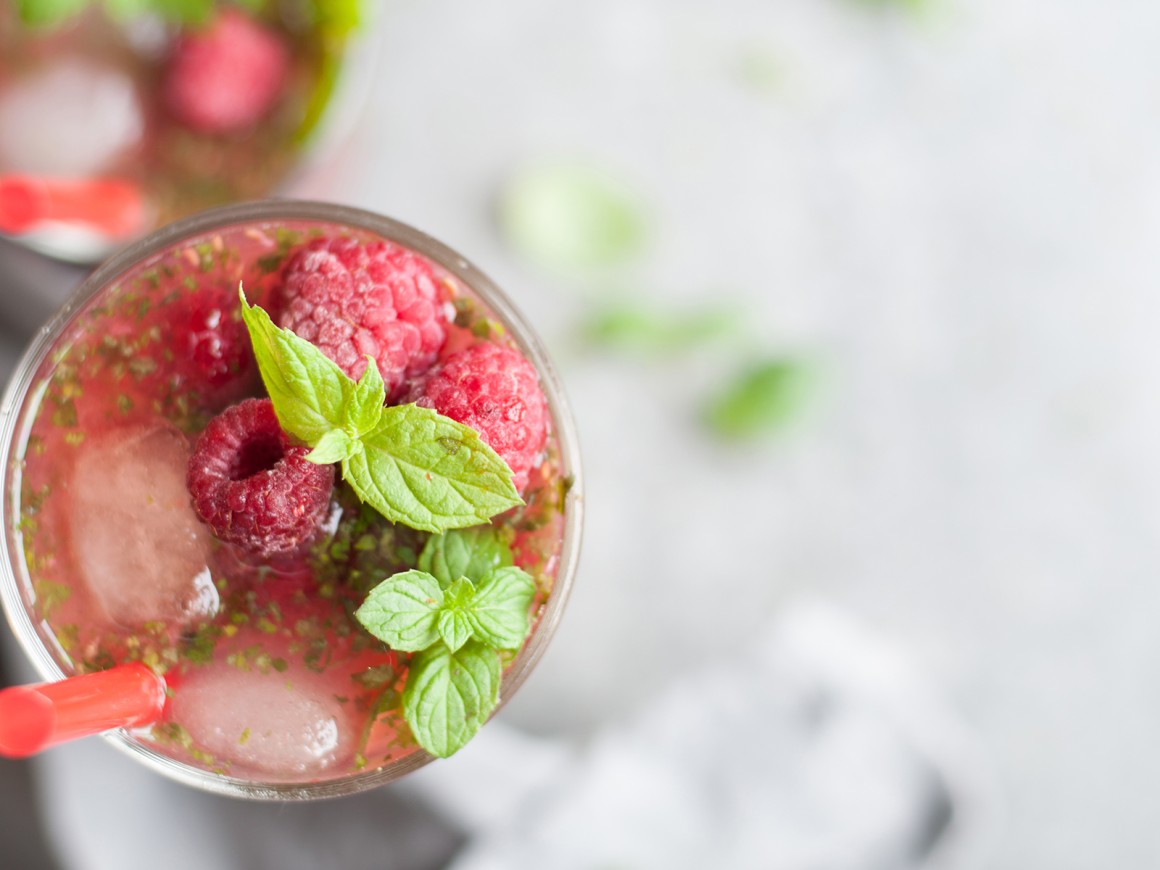 Himbeer-Caipirinha