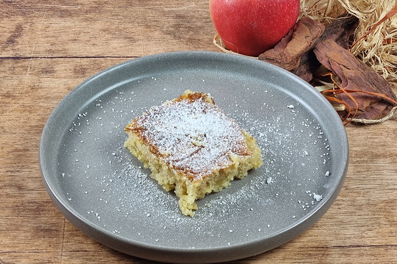 Apfelkuchen in der Pfanne gebacken