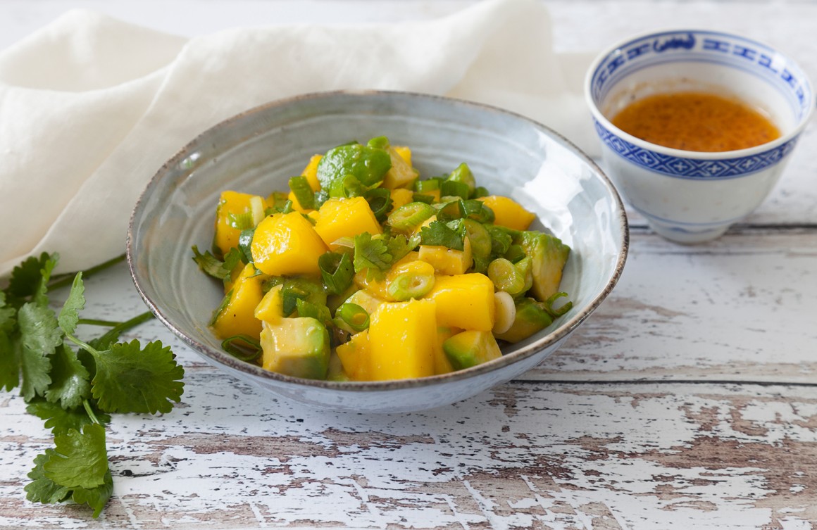Scharfer Thai Mango Salat