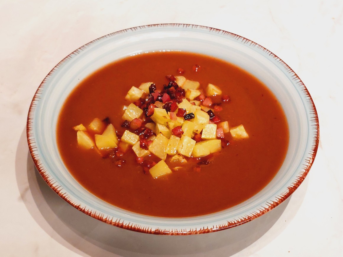 Tomaten-Orangensuppe mit Kartoffeln