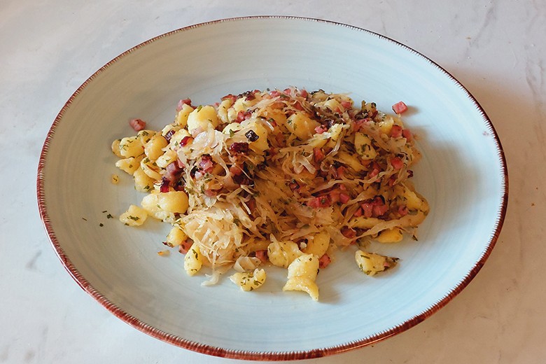 Krautspätzle mit Speck