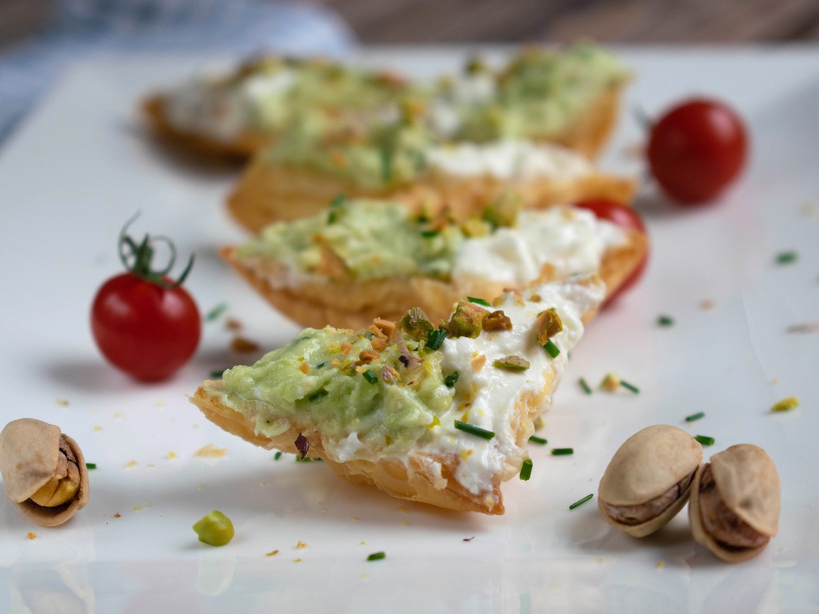 Blätterteighäppchen mit Avocado