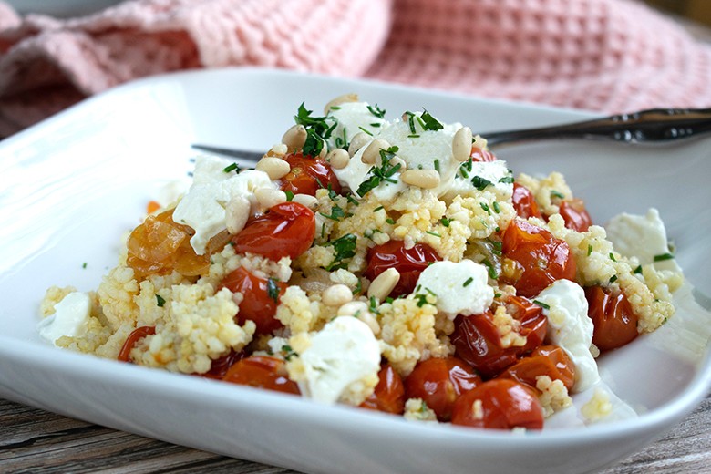 Quinoa-Salat mit Pinienkernen