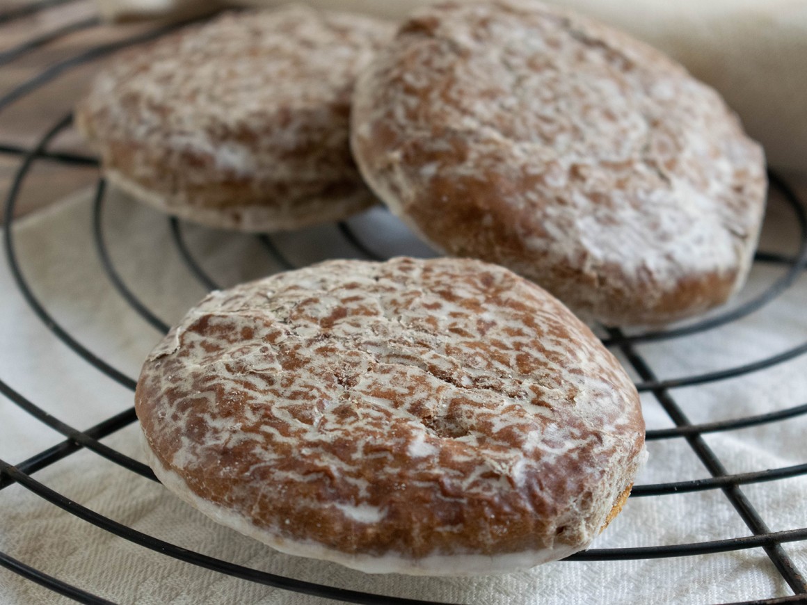 Milchbrötchen-Lebkuchen