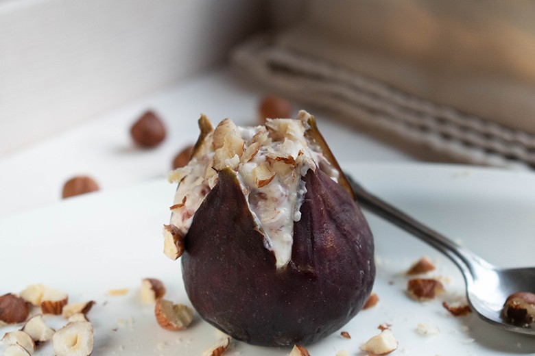 Feigen mit Nussquark