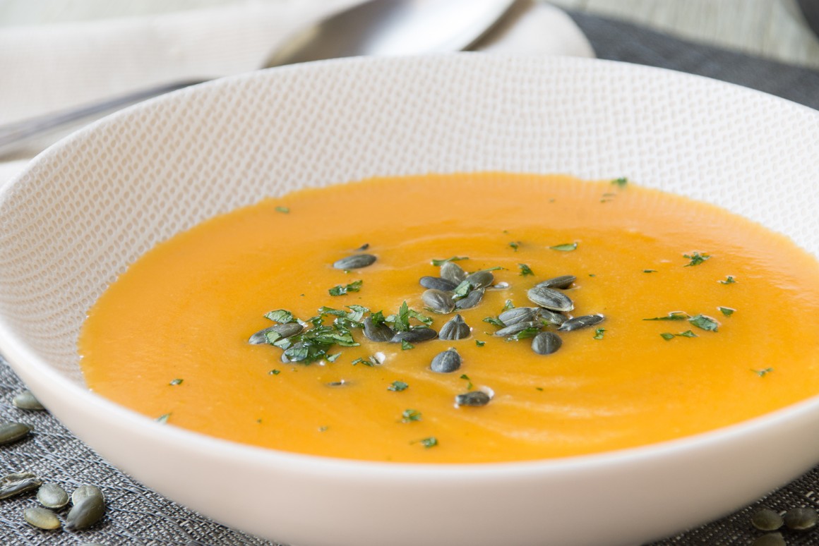 Kürbis-Karotten-Kokos-Ingwer-Suppe