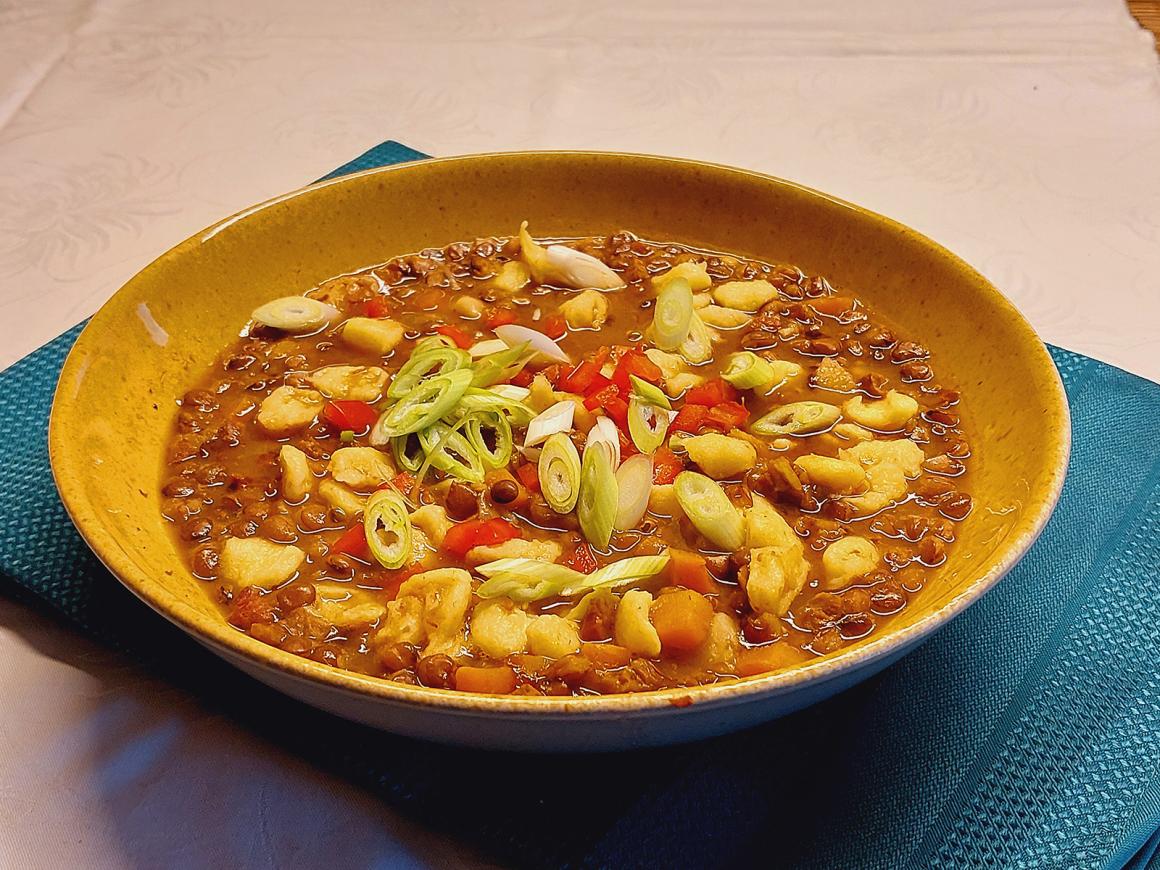Linseneintopf mit Spätzle