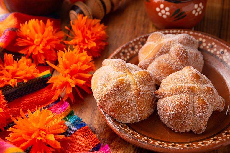 Pan de Muertos