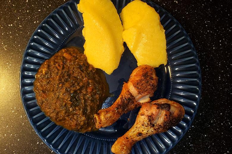 Afrikanische Spinatsuppe