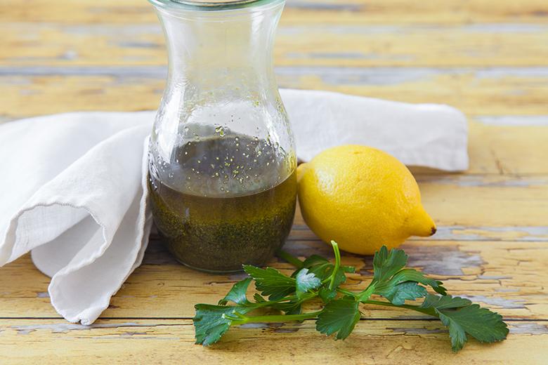 Kräutermarinade mit Zitrone