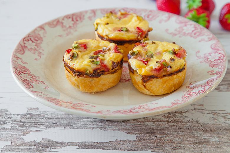 Blätterteigmuffins mit Ricotta und Erdbeeren