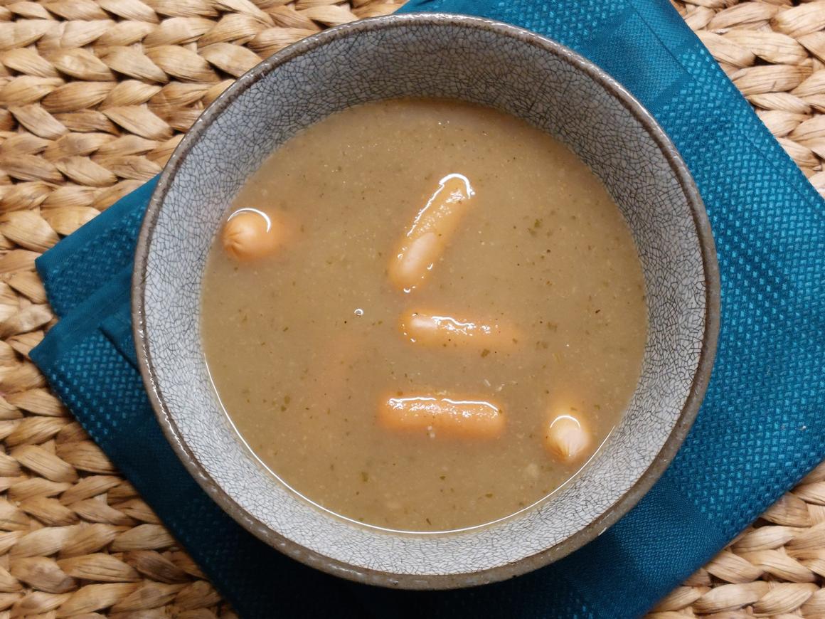 Sellerie-Kürbissuppe mit Mini-Wienerle