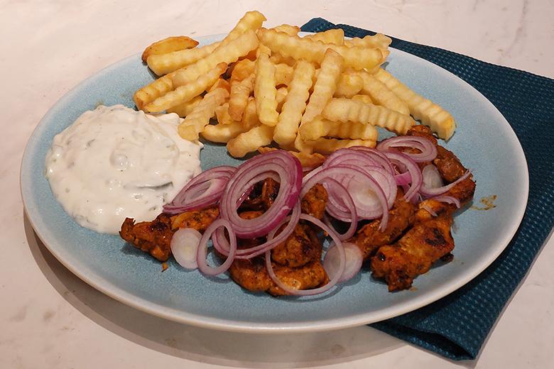 Pfannen-Gyros mit Pommes Frites
