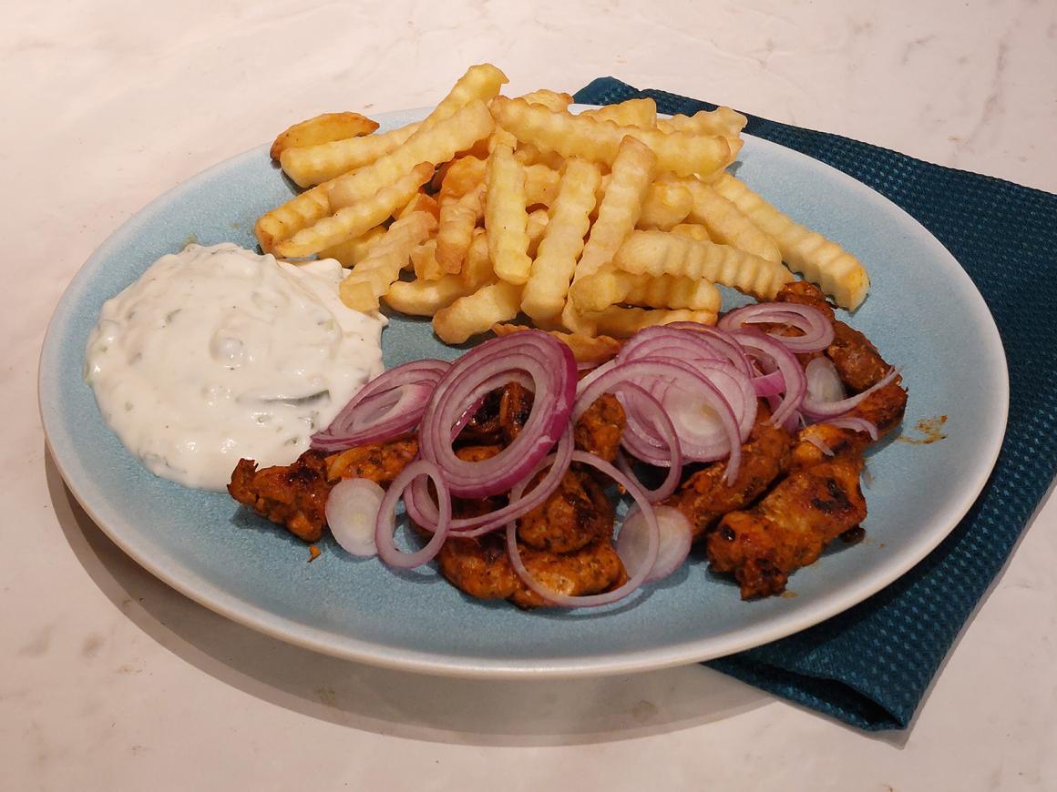 Pfannen-Gyros mit Pommes Frites